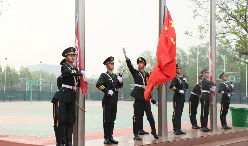 深耕学习之路，闻得百花飘香—体育学院举办学风建设活动月主题升旗仪式